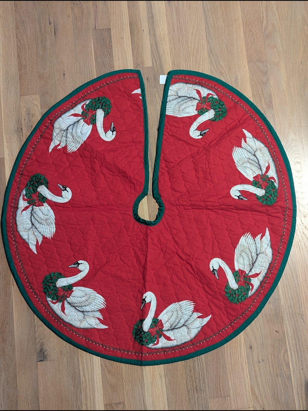 Festive Swan Quilted Tree Skirt - Red and Green​ Quilted Christmas Swans